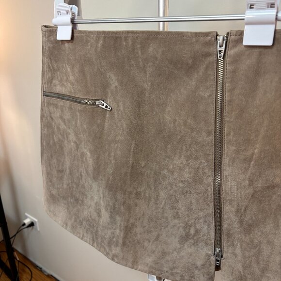 Blank NYC Asymmetrical Leather Mini Skirt - neutral brown zipper detail - Picture 2 of 10